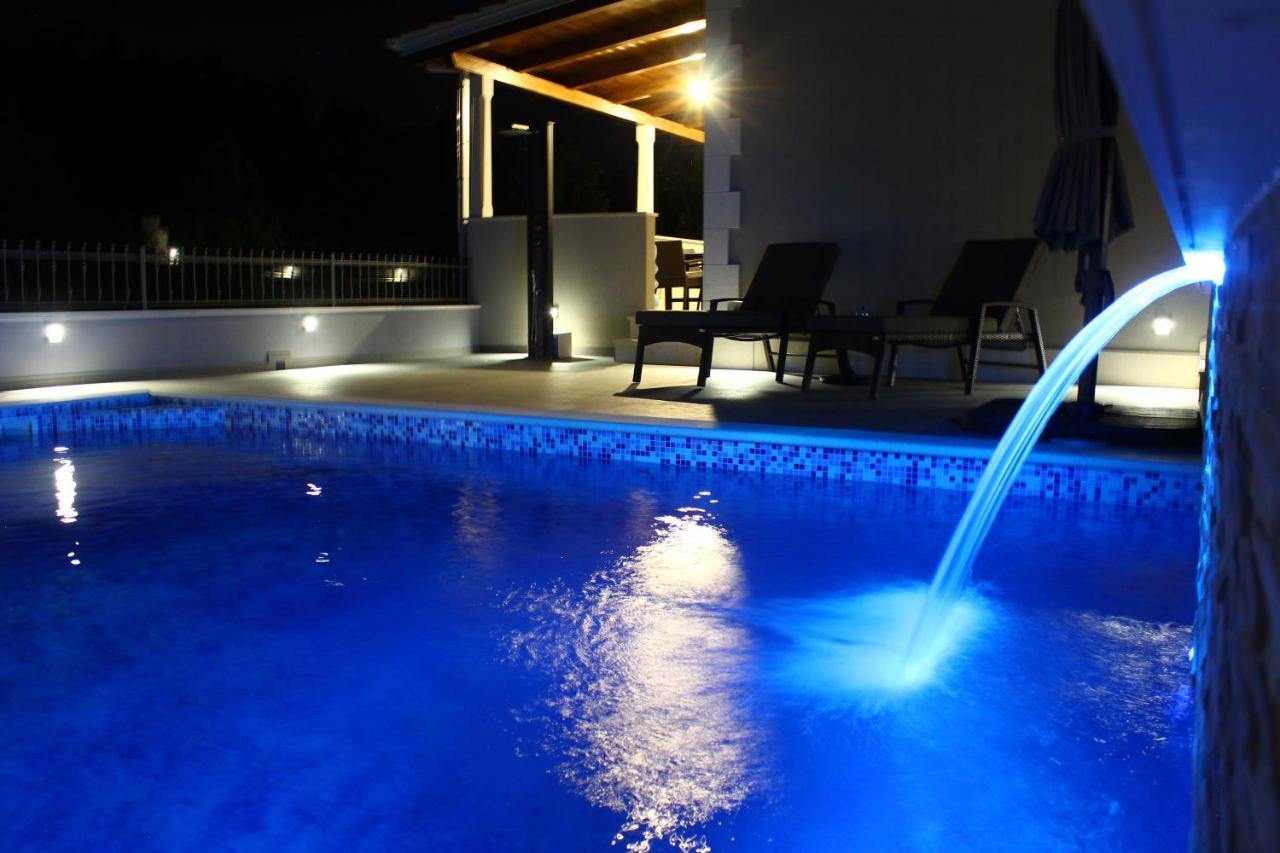 Vacation Home Meri Mirce Zewnętrze zdjęcie